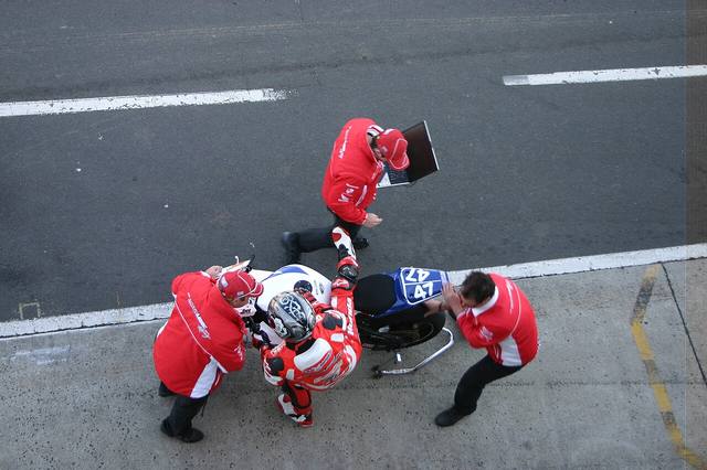 MotoGP装备进化：科技如何悄悄改写比赛（职业联赛视角）